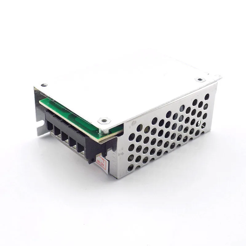 DC 12V 2A трансформатор питания конвертер для камеры для светодиодной ленты Выключатель света зарядное устройство водителя понижающий адаптер C12