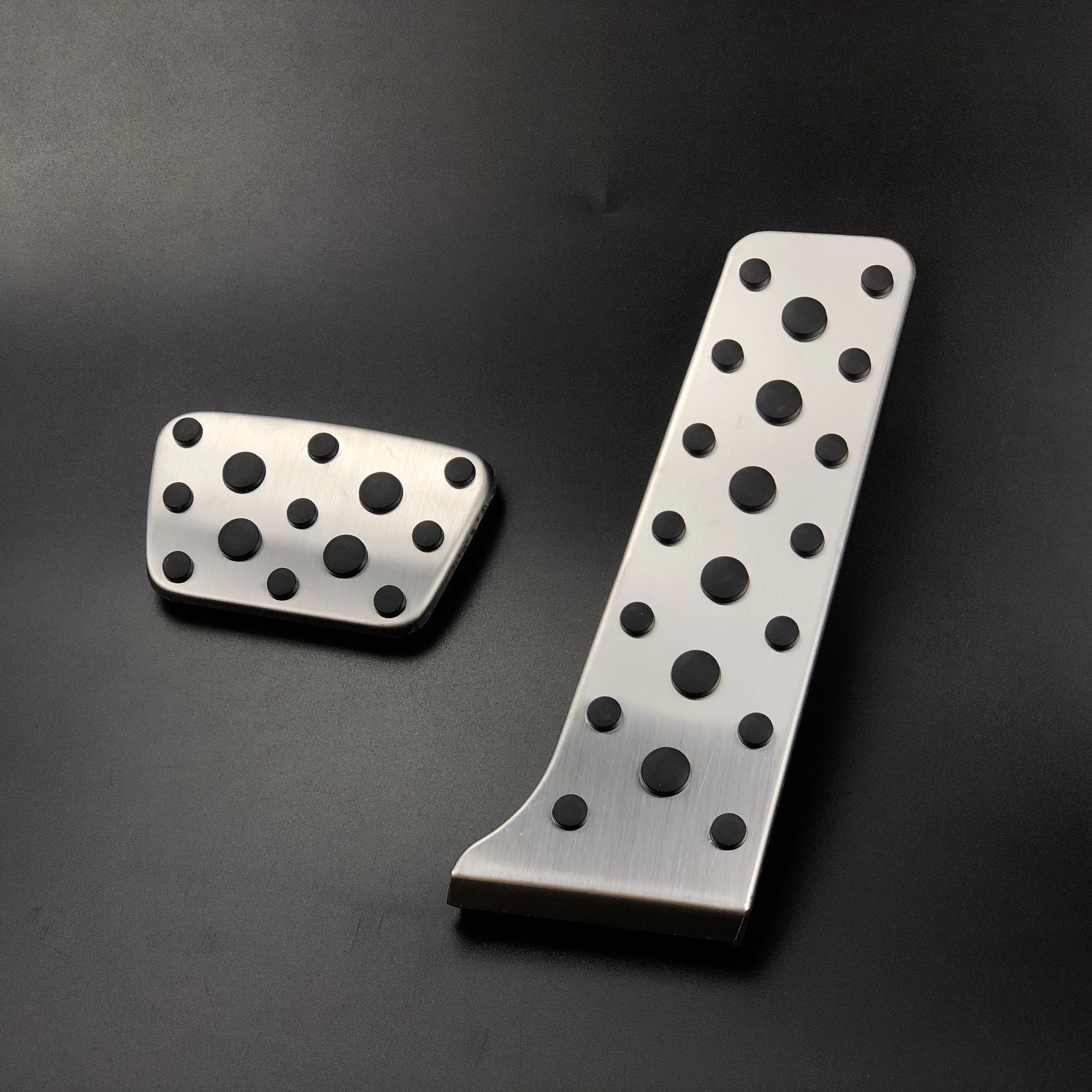 Car accessories Fuel Gas Accelerator Brake Pedal For Toyota REIZ 2013