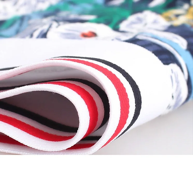 5532014594_1605400619 (1)