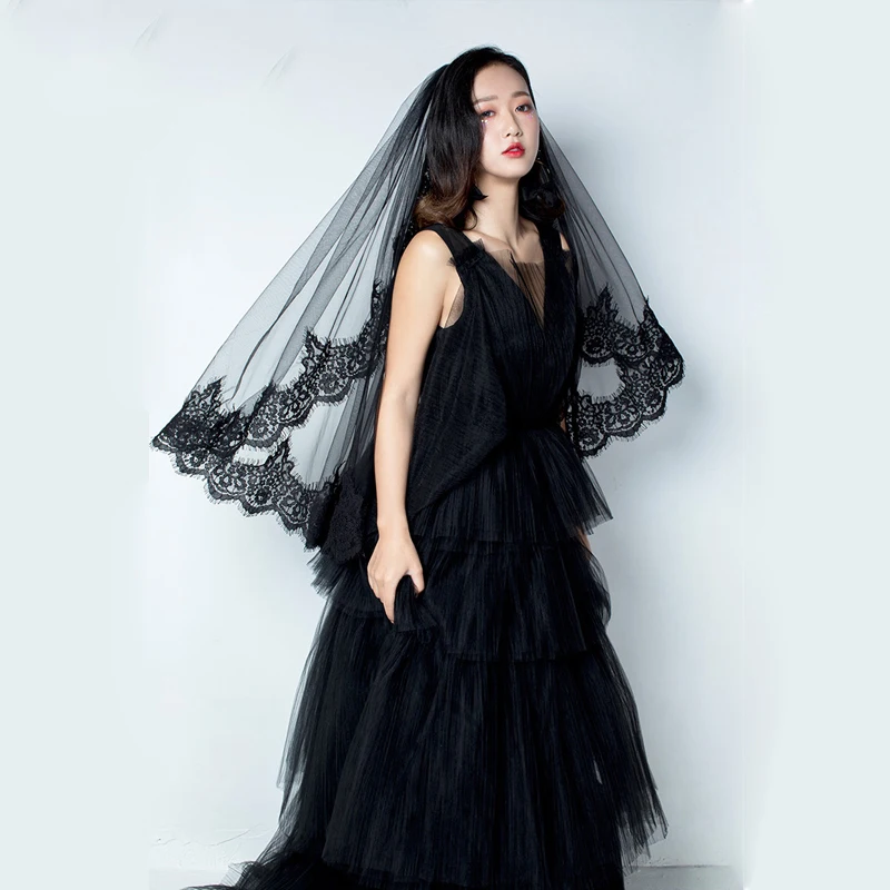 Элегантная черная Фата для невесты, 1 слой, короткая 150*150 см, кружевная кромка, женские свадебные аксессуары