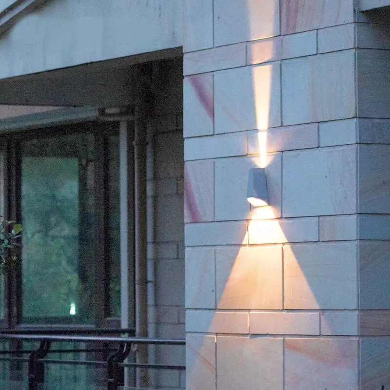 

Fashion-Led Wall Light Stainless Steel for Outdoor and Indoor Use Wall Lamp Outdoor Light Waterproof Warm Light 8W