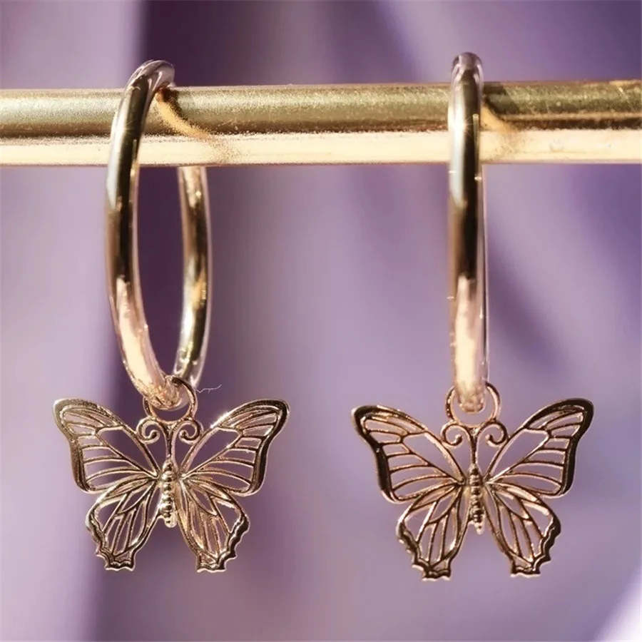 Neue Mode Gold Silber Farbe Hohl Schmetterling Stud Ohrringe Einfache Temperament Persönlichkeit Kleine frauen Ohrringe Partei Schmuck
