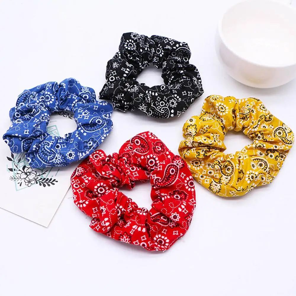 

new CN Hair Accessories Print Floral Scrunchie Hair Ties for Girls Women Large Holder Scrunchy Ponytail Hair Rope Ties Bands