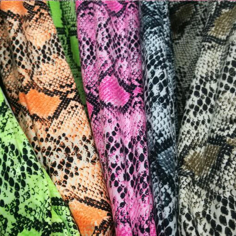 Стрейч микро волокна трикотажная ткань розовый змеиный принт ткань DIY Швейные Бар ночной клуб сценические колготки спортивная одежда