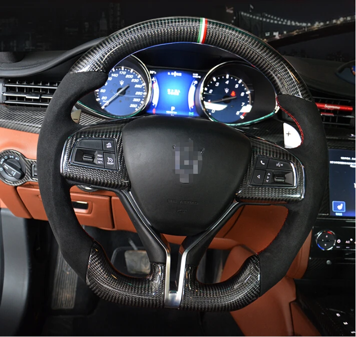 Для Maserati Ghibli GT President Levante Geberit преобразует Спортивное Рулевое колесо из углеродного волокна