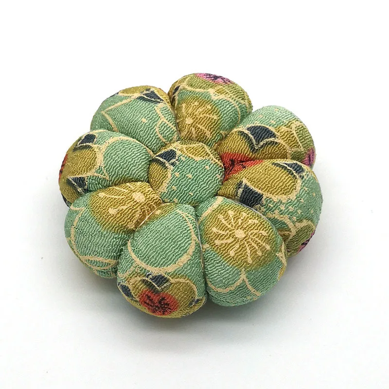 1Pc Pumpkin Shaped Needle Pin Cushion Sewing Needle Pillow DIY Tool Cross Stitch Sewing Accessories 