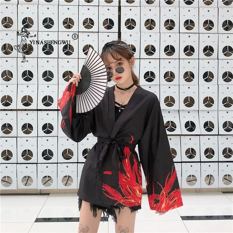 

Yukata Women Japanese Kimono Cardigan Dragon Printed Long Sleeve Shirt Casual Kimonos Femme Kawaii Asian Kimono Cosplay Costumes