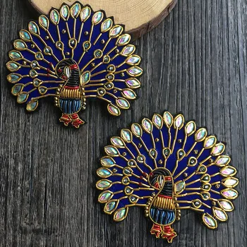 

6.5*7cm French Design DIY Hand-Stitched Peacock Pattern Diamond Set Accessories Indian Silk Brooch Gifts for Women