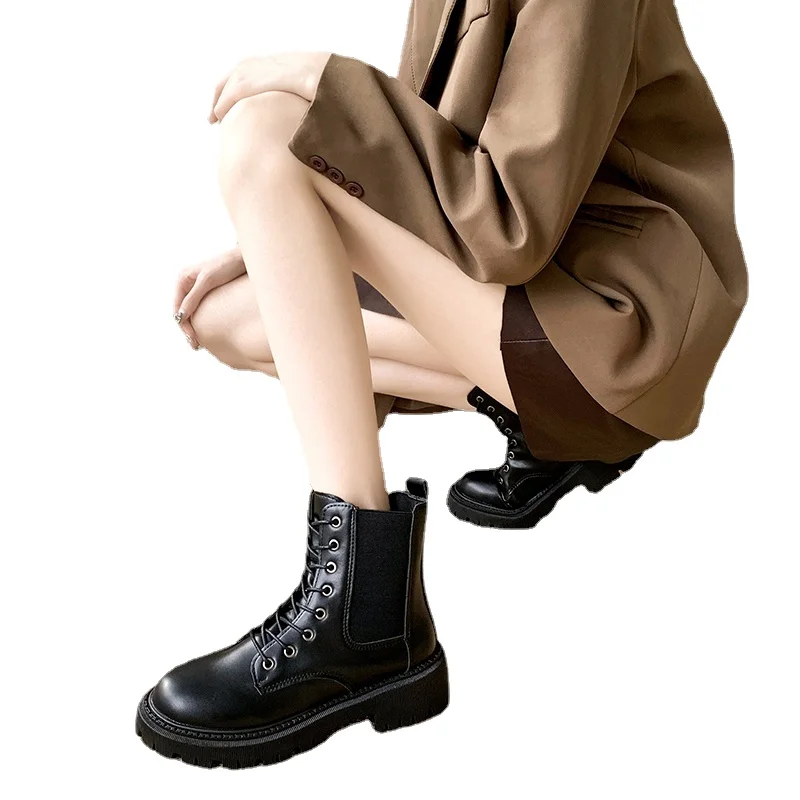 Женские ботинки челси на шнуровке с круглым носком квадратном каблуке и