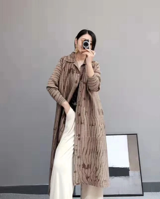 Лидер продаж Miyake fold однобортный плащ с длинными рукавами и принтом свободная Длинная ветровка