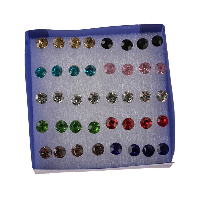 Женские серьги гвоздики со стразами пластиковые черного цвета 2 мм 3 4 20 пар/24