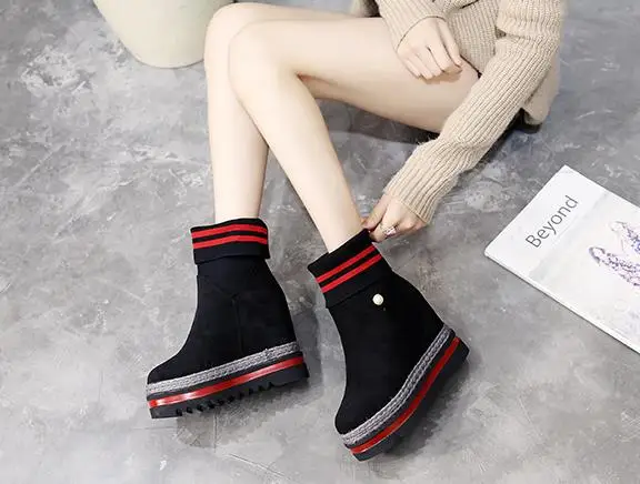 Новинка 2019 сетчатые красные короткие сапоги простая толстая подошва очень