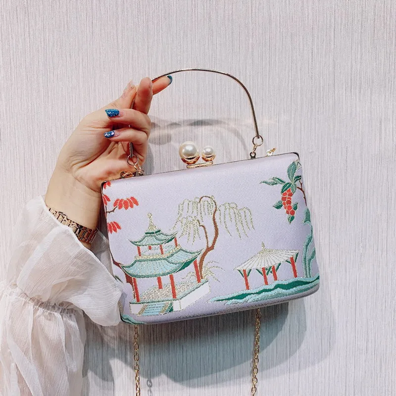 Embroidery Design Large Capacity Women Clutch Evening Bags Gold Chain Shoulder Bags Girls Handbags Purses For Ladies Party Bags