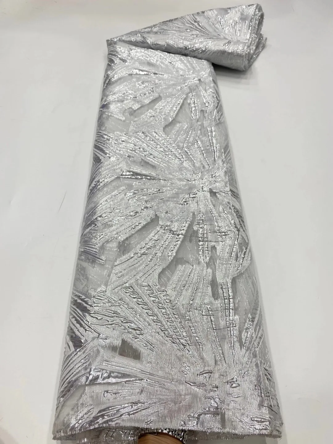 

Latest 5 Yards African Jacquard Lace Cloth Brocade Fabrics Party Tissu High Quality Nigerian Material For Sewing Dress D4512