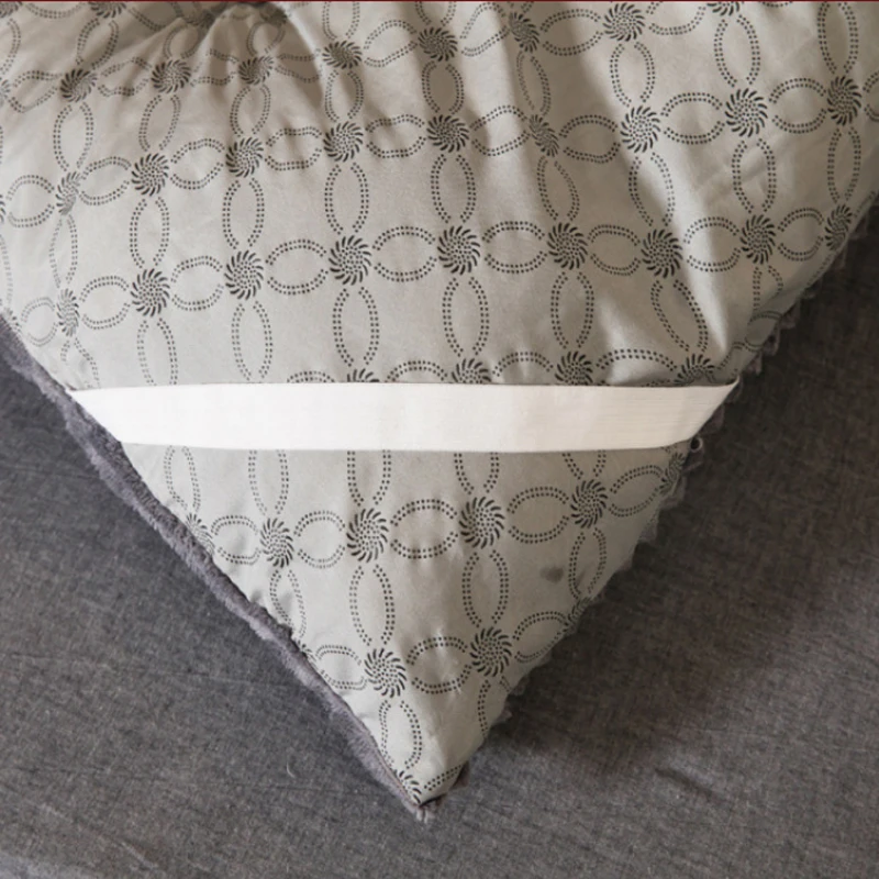 10cm Comfortable Soft Foldable Tatami Mattress Winter Single Double Thick Warm Milk Velvet Topper Mattress Twin Queen King Size