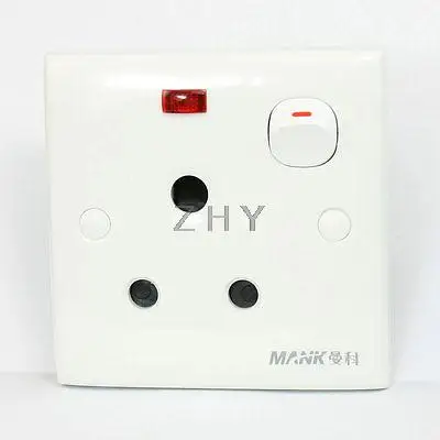 

AC 250V 16A 3 Round Pin Single Gang Square Wall Panel Switch Outlet Plate White
