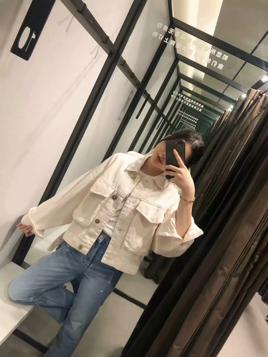 

European Sheet Women's Washing Light Color Large Pocket Decoration Short Loose Drape Fastener Decoration Coat
