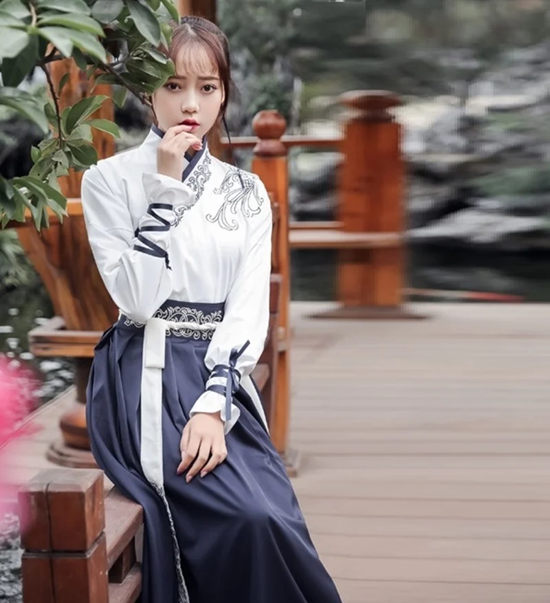 10436908242_946192257