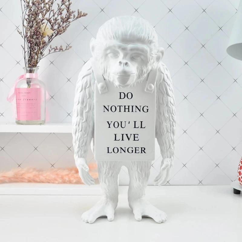

2020 Popular Banksy Monkey Street Black and White Monkey Statue Creative Resin Art&Craft Trendy Collectible Sculpture