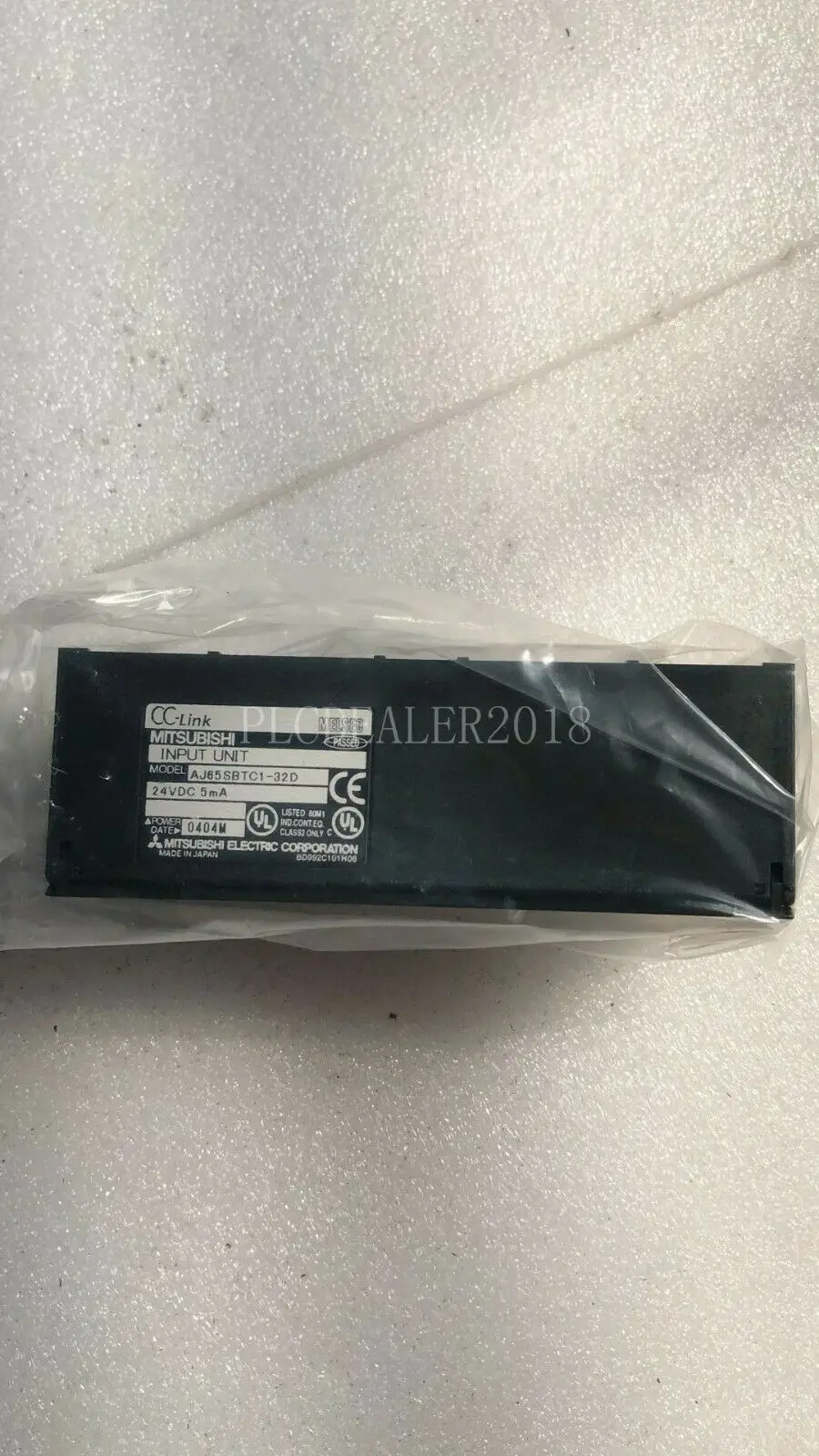 В коробке AJ65SBTC1-32D Mitsubishi PLC IO CC Link I/O блок AJ65SBTC132D