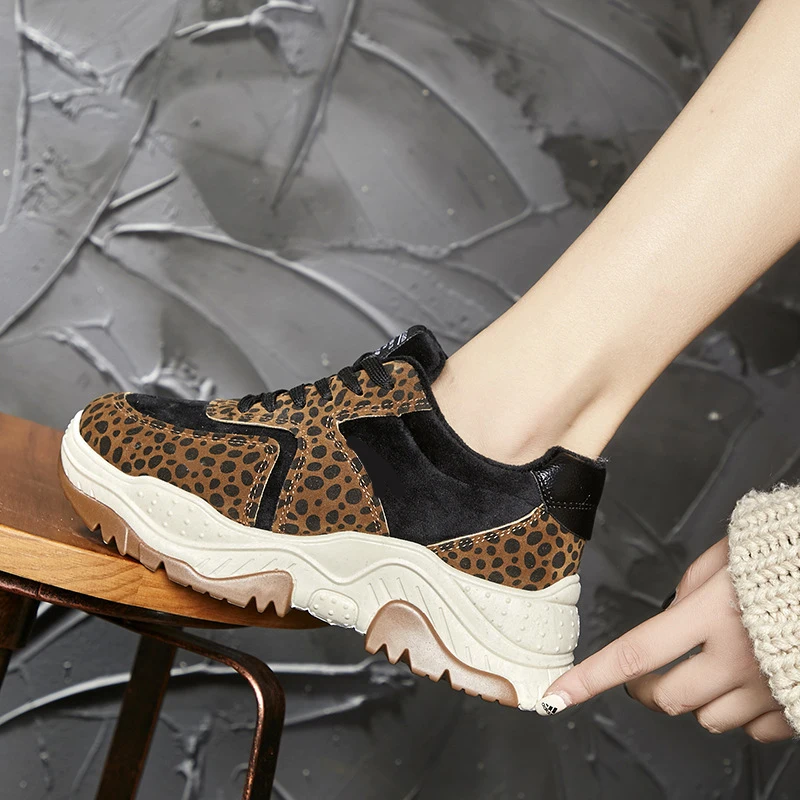 

Dropshipping Winter plus velvet warm Fashion Leopard Sneakers Women 2019 Lady Casual Shoes Women Canvas Sneaker XYZ263