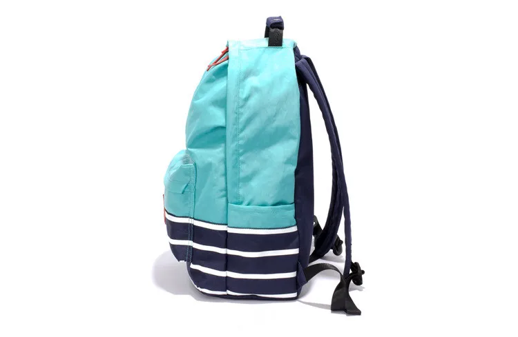 3207698995_2053409381