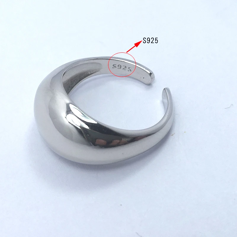 F569