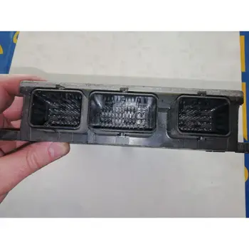

8200399038 8200513163 switchboard Engine EUA Renault Clio Iii *