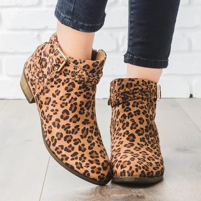 low heel fashion boots