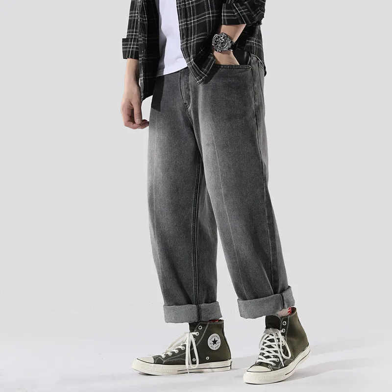 10589249666_1199049769