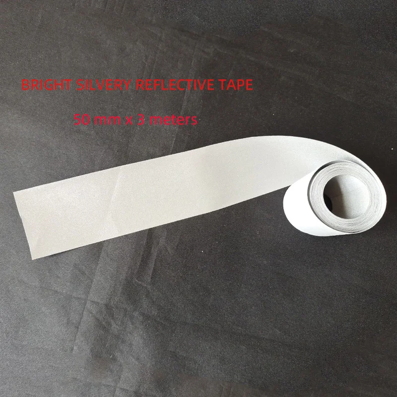 Nastro riflettente ad alta visibilità, colore argento, da cucire su tessuto di sicurezza, nastro decorativo di sicurezza, grigio, 10 mm x 25 m Nastro riflettente ad alta visibilità, colore argento, da cucire su tessuto di sicurezza, nastro decorativo di sicurezza, grigio, 10 mm x 25 m