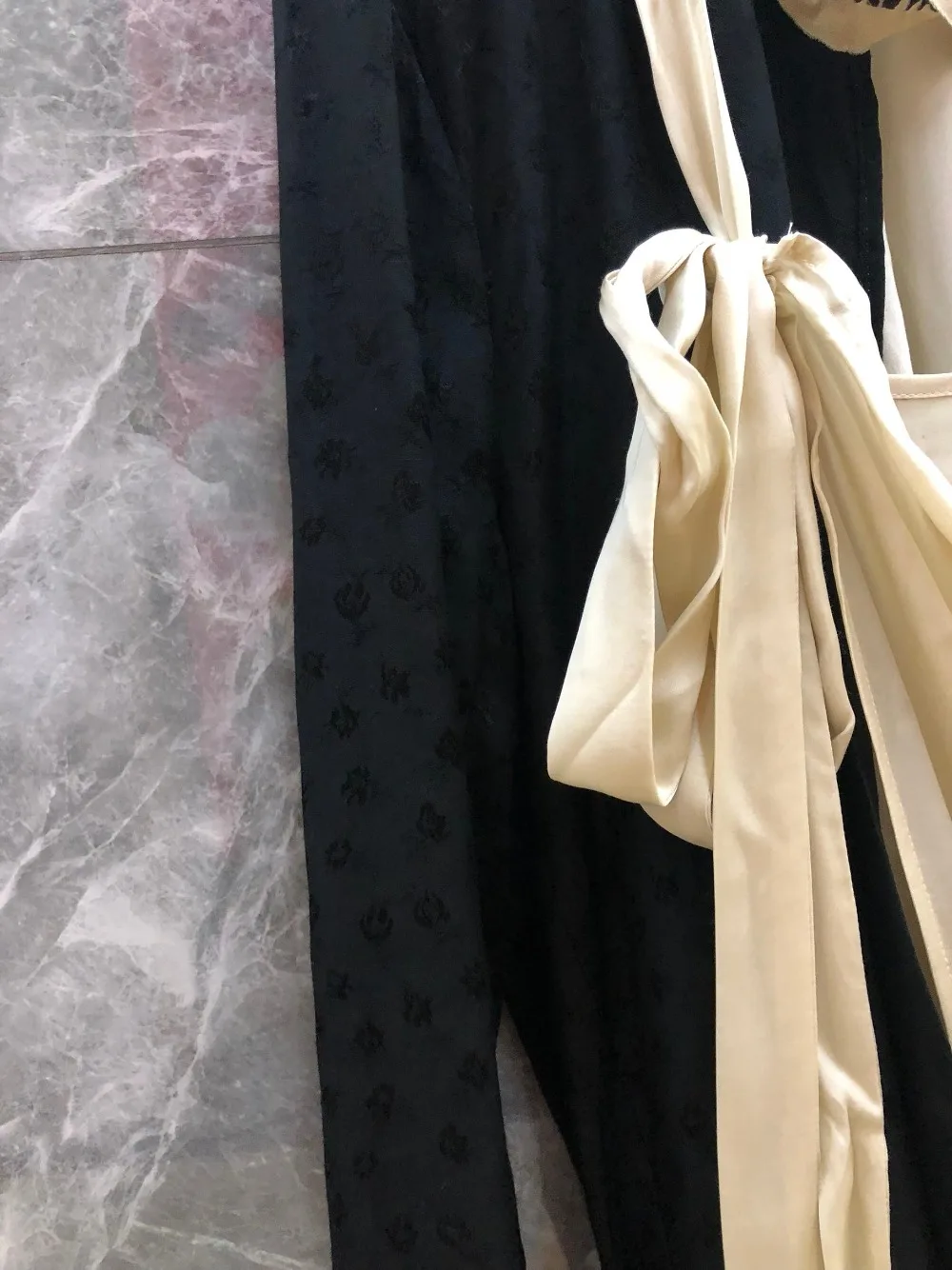 2019FW Новое Женское лоскутное шелковое платье с длинными рукавами пачка