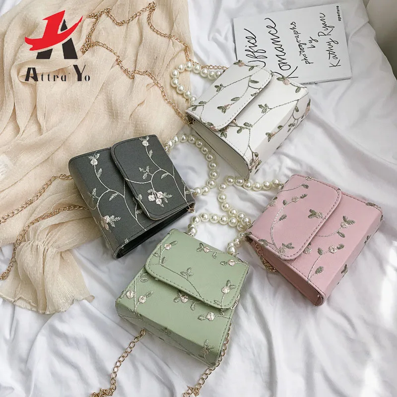

Attra-Yo 2019 new fashion flower embroidery women's bag pearl portable PU chain female bag one shoulder diagonal cross handbag