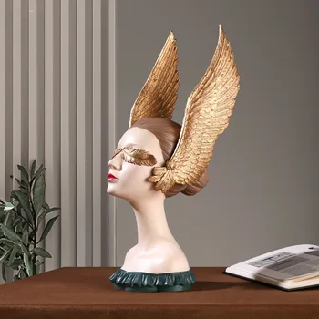 

Nordic Light Luxury Creative Resin Wing Girl Sculpture Ornaments Home Wine Cabinet Bedroom Furnishings Crafts Valentine Day Gift