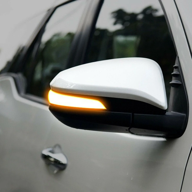 Intermittent light side mirror indicator for car rear view mirror