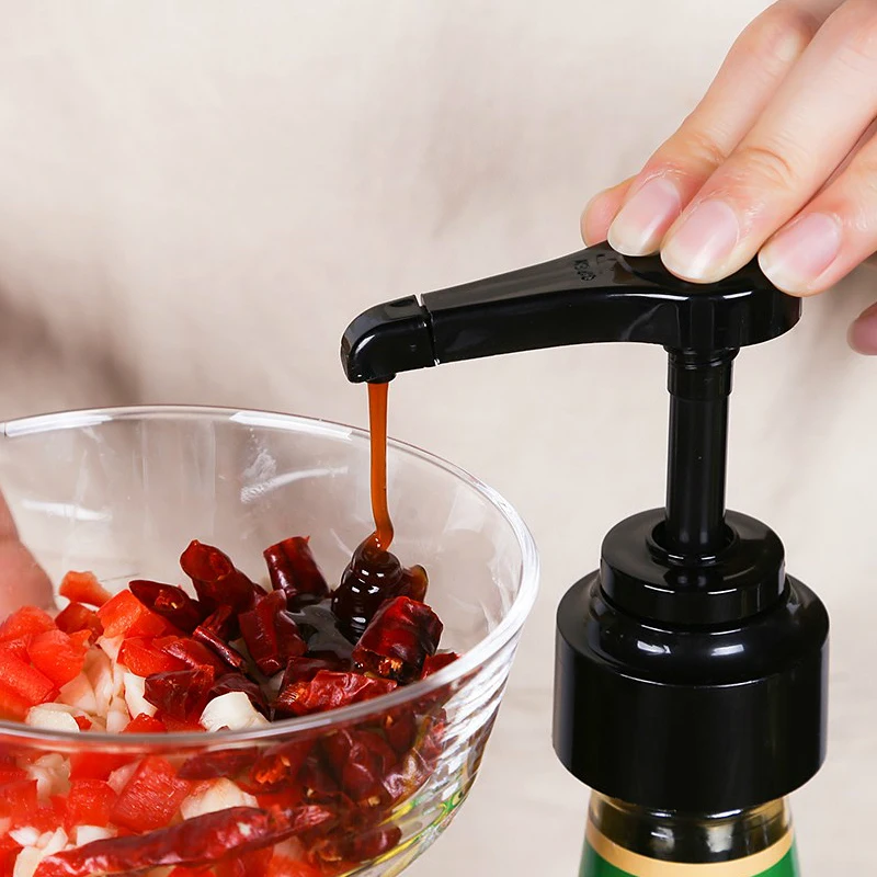 

Portable Kitchen Fuel Consumption Press Sticky Condiment Suction Tool Ketchup Easily Suck Sweet Noodle Sauce Bottle Accessories