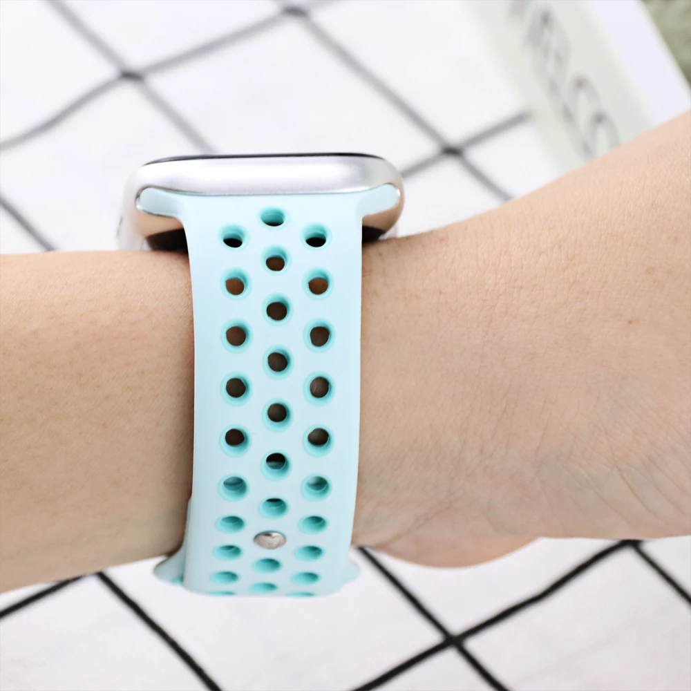 Дышащий силиконовый спортивный ремешок для Apple Watch, серия 40 мм, 44 мм, серия 4, 5, резиновый ремешок для iWatch, ремешок 38 мм, 42 мм, 2, 3