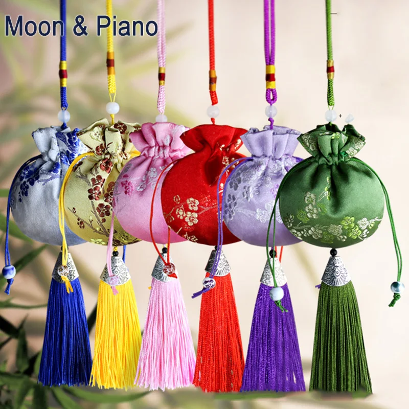 

Mini Sachet Women Fashion Plum Flower Pattern Pouch Hanfu Decoration Brocade Tassel Ethnic Style Jewelry Bags Graduation Gift