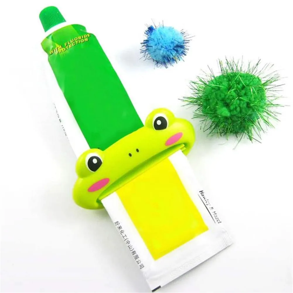 

Random Style Cartoon Easy Squeezer Toothpaste Tube Dispenser Rolling Holder Cat/Frog/Panda/Pig Hot Selling
