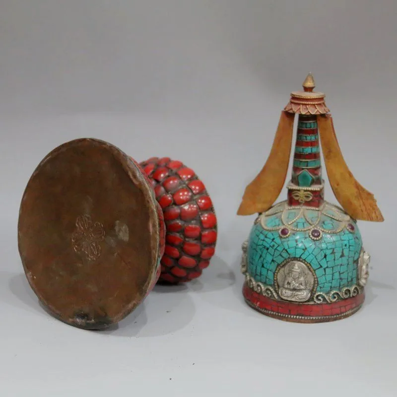 Feito de cobre tibetano com incrustacias de