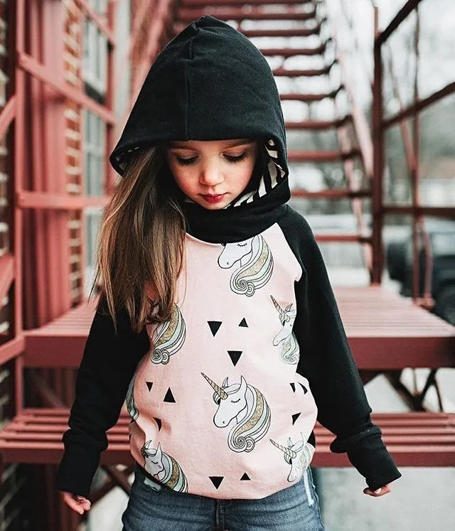 ZSIIBO Девушки Одежда Свитер с длинными рукавами модные черный, Розовый Единорог свитер с узором "пони" для маленьких девочек, детская одежда, WGTWY20