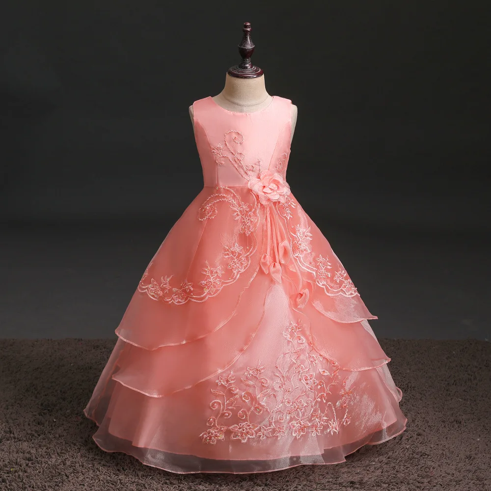 12208259476_398679731