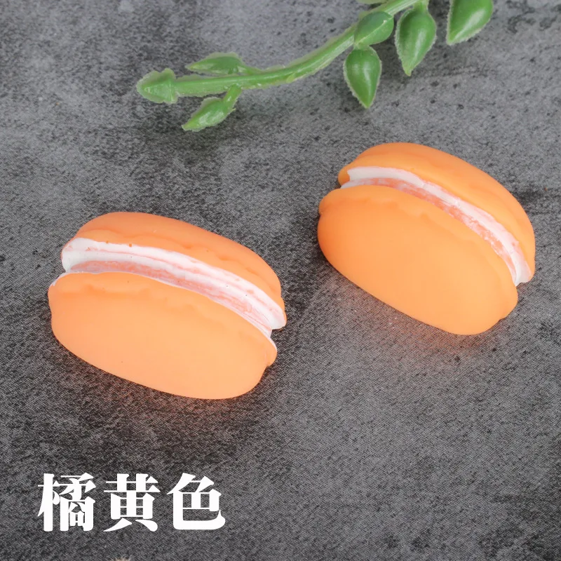 4511461347_1086057328