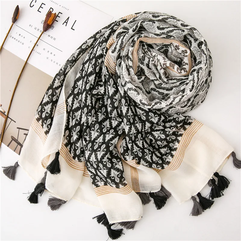 Koop KYQIAO Etnische HOOFD sjaal 2019 designer hijab sjaal womens sjaals Spanje stijl bohemian hippie geometrische patroon kwasten sjaal