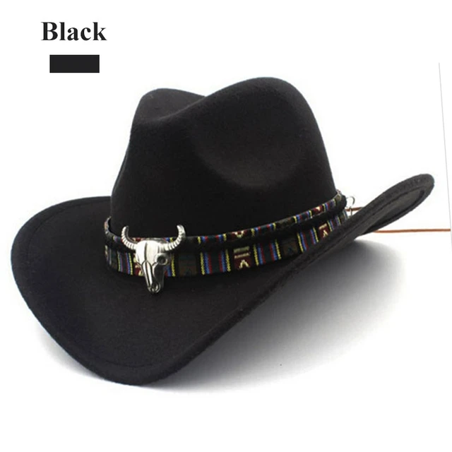 Chapéu de cowboy decorado com corda e ilhós