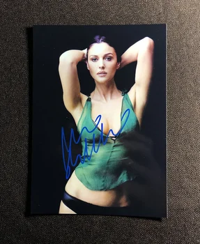 

hand signed Monica Bellucci autographed photo 5*7 autographs in ink 012020M3