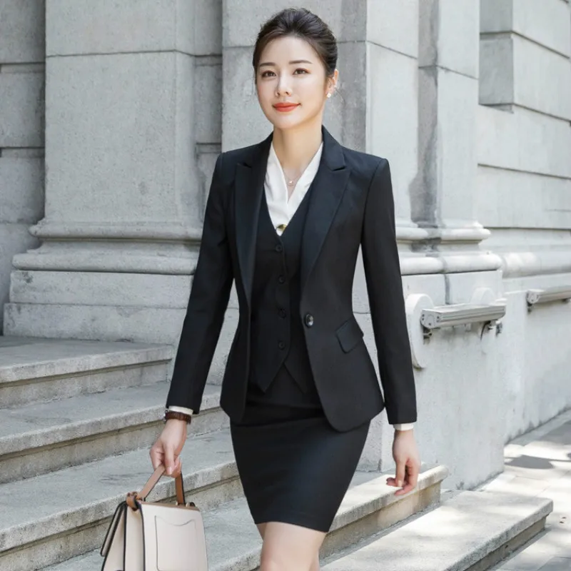 conjunto feminino, terno feminino, blazer femenino, Terno feminino formal,  moda feminina para escritório, uniforme de trabalho