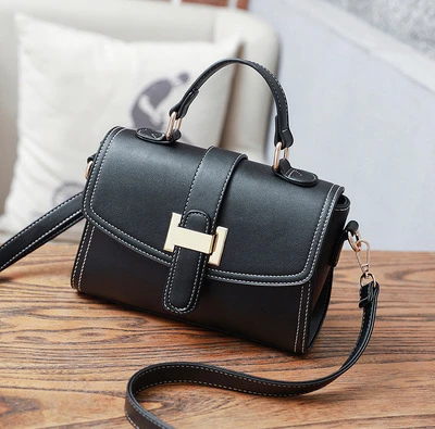 medium size crossbody bag