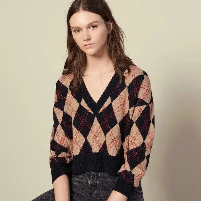 Women Sweater Autumn and Winter New Retro V-neck Jacquard Wool Sweater Ladies Sweater Women