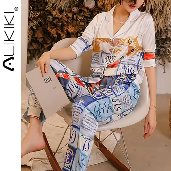 

Women's Sleepwear Sexy Satin Pajama Set Cat Print Pyjamas Sleeveless Cute Camis Crop Top And Shorts Sexy Soft Lingerie Homewear